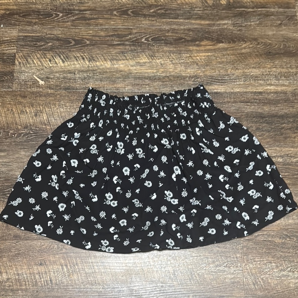 Wonder Nation Black and White Smocked Skater Mini Skirt